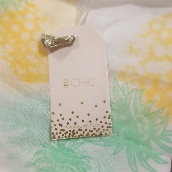 Pineapple Fashion Scarf - Picture 8 of 8